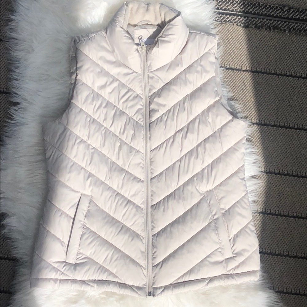 GAP beige vest for all seasons M
